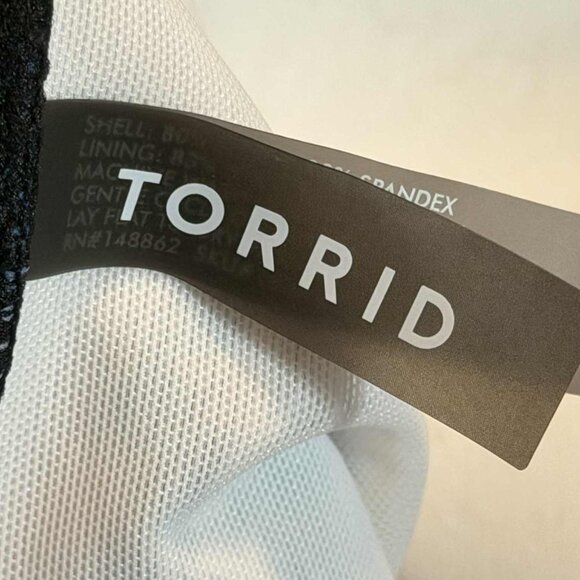 Torrid Blue/White Tie-Dye Swim Dress / Top SIZE 5 - Picture 3 of 9